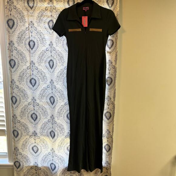 Edikted‎ Carmin Olive Green Zip Front Jumpsuit Size Medium - Picture 1 of 9